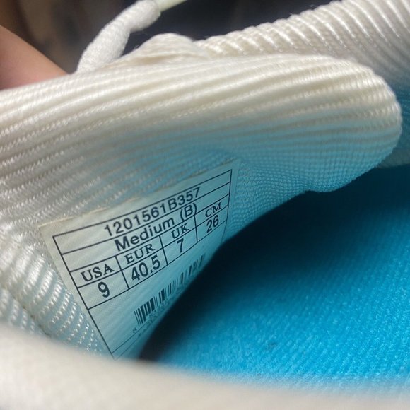 Brooks Pure Connect Womens Size 9 1201561B357 Grey Running Shoes - Picture 8 of 8